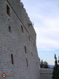 Castello Monforte mura