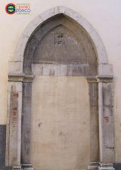 Chiesa di Sant’Antonio Abate di Campobasso – Portale laterale